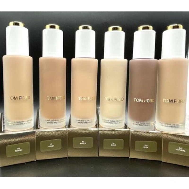 Tom Ford Flawless Glow Foundation SPF30 30 ml 7.0 Tawny