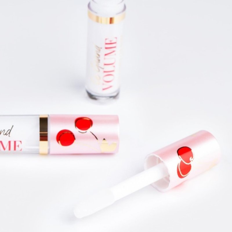 Vivienne Sabo Le Grand Volume Lip Gloss Red COCOMilky