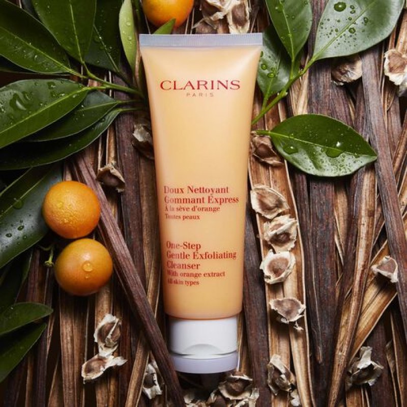 Clarins One-Step Gentle Exfoliating Cleanser with Orange Extract 125ml