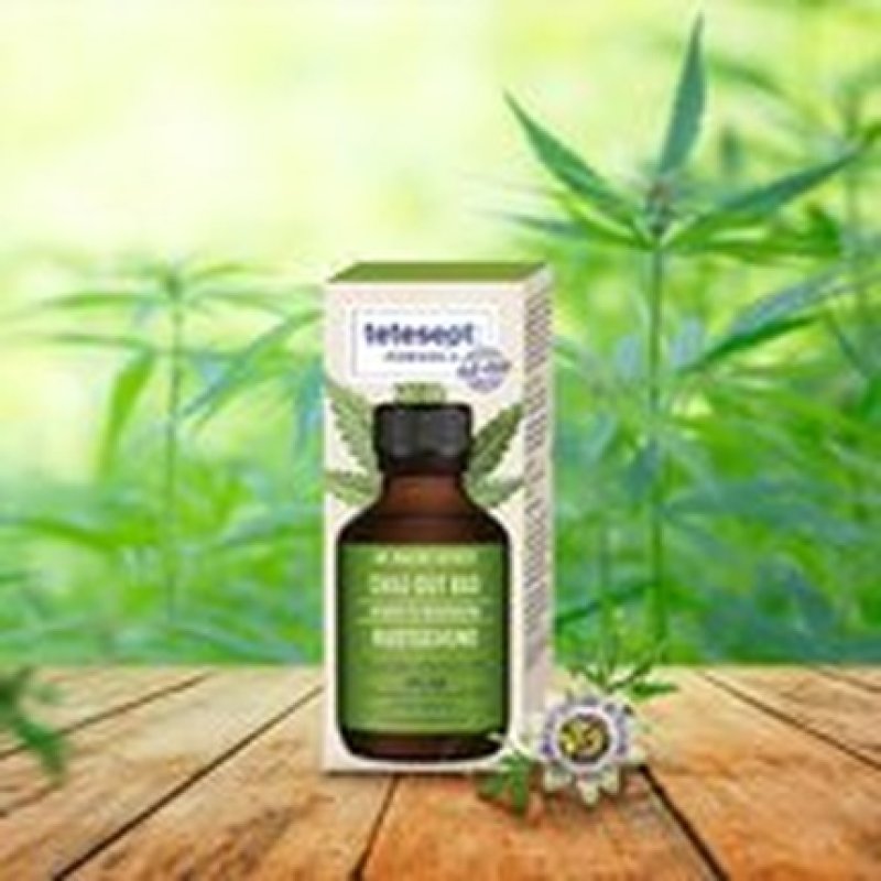 Tetesept Chill-Out Bath - Soothing Hemp Passionflower Bath Oil 100 Ml - Vegan