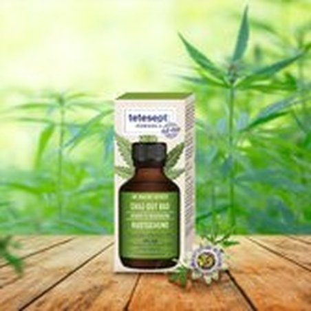 Tetesept Chill-Out Bath - Soothing Hemp Passionflower Bath Oil 100 Ml - Vegan