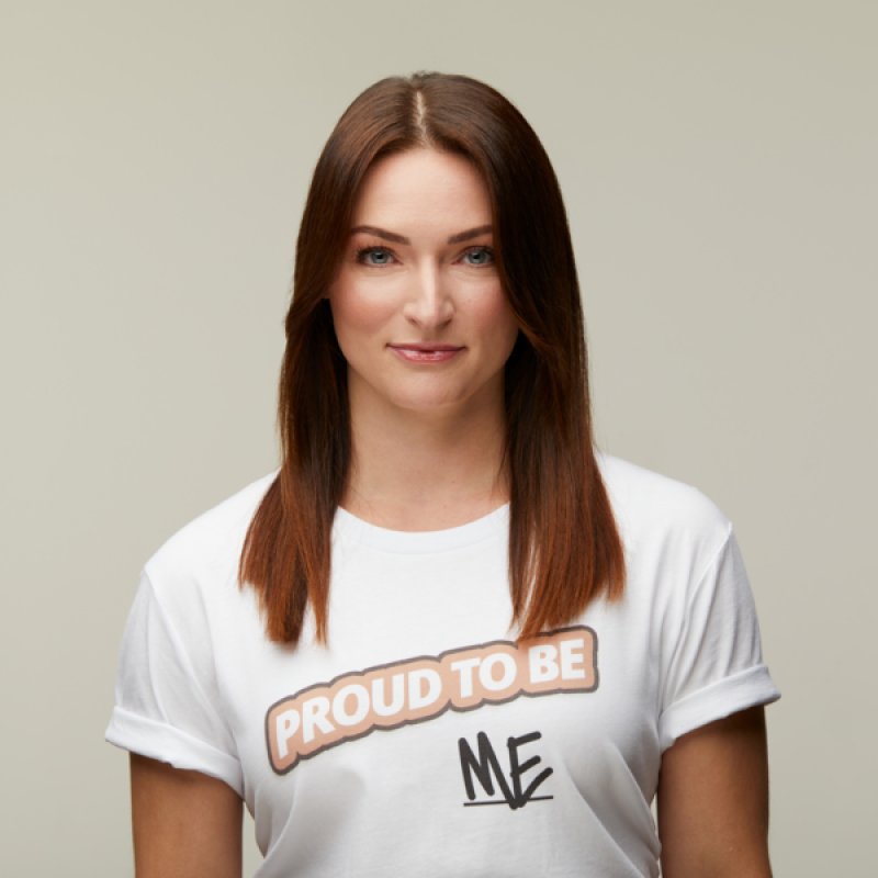 Essence Pretty Natural 050 Neutral Champagne 30ml