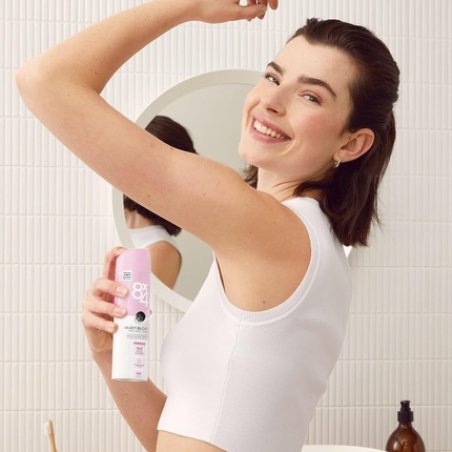 8X4 Velvet Blossom Deodorant Spray with Floral-Fruity Scent 150ml