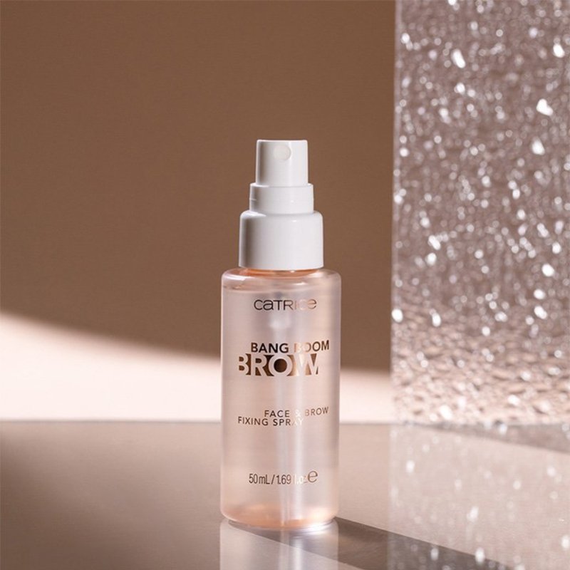 CATRICE Bang Boom Brow Face & Brow Fixing Spray Spray fixateur de maquillage 50 ml