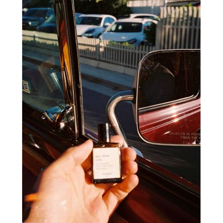 Versatile Paris God Bless Cola Extrait De Parfum 15ml