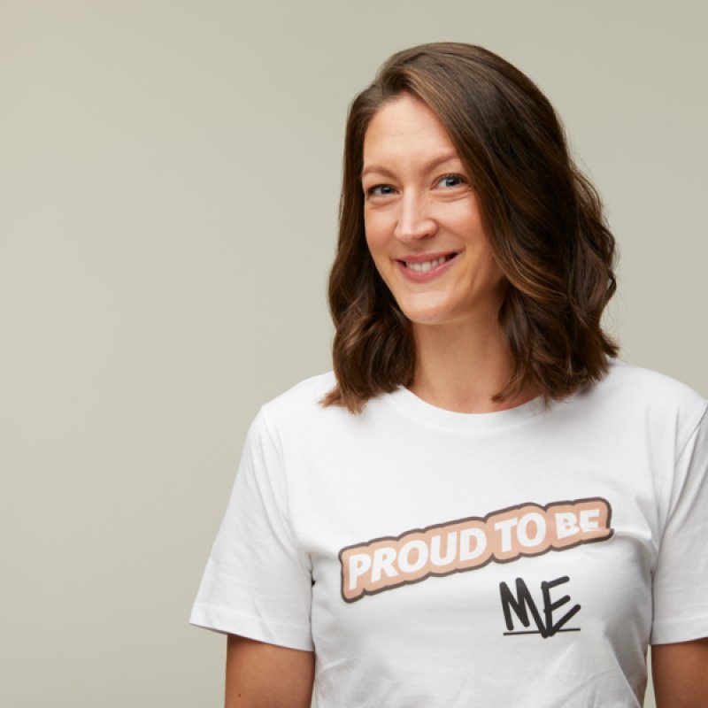 Essence Pretty Natural 110 Cool Beige 30ml