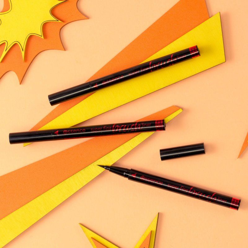 Essence Super Fine Brush eyeliner 0.7 g liquid