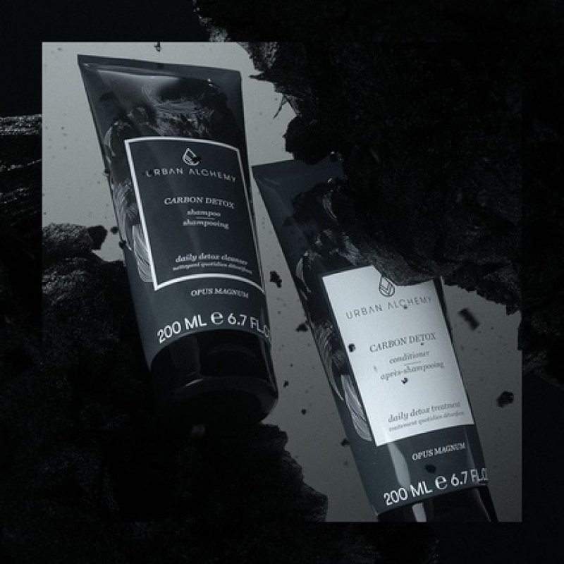 Urban Alchemy Detox Conditioner for Dry Hair with Activated Charcoal and Peppermint Oil 200ml