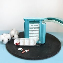 Weekly and Daily Pill Box - Practical and Modular for 7 Days
