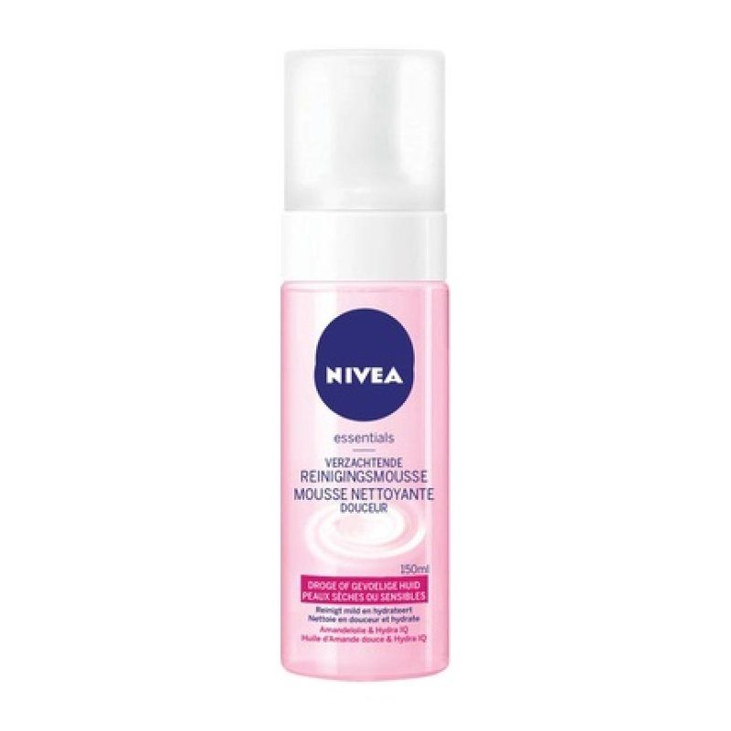 Nivea Cleansing Mousse For Dry/Sensitive Skin