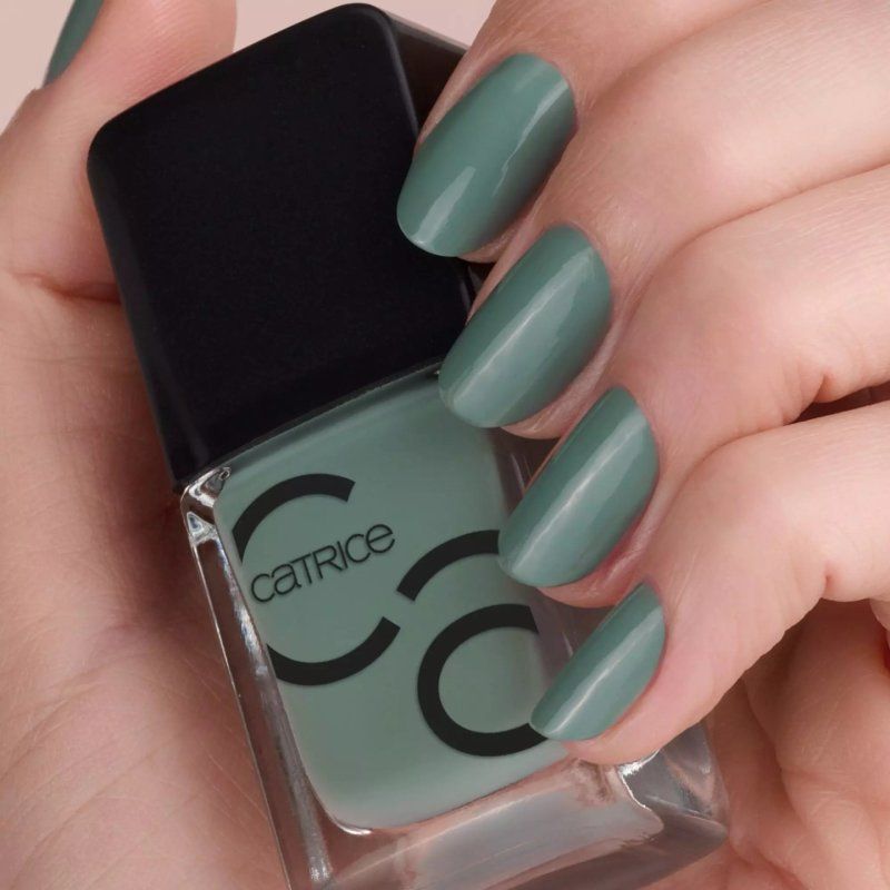 CATRICE ICONAILS Gel Lacquer nail polish 10.5 ml Green Gloss