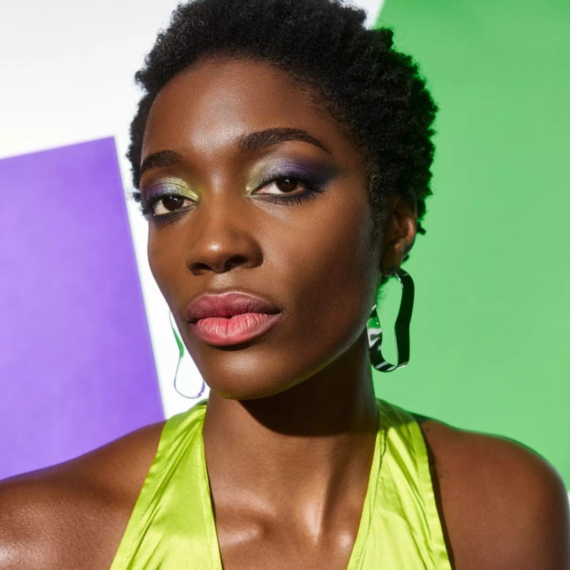 Catrice The Joker Eyeshadow Palette 16 Colors Glossy Intense Radiant Vegan Oil-Free 18.8g