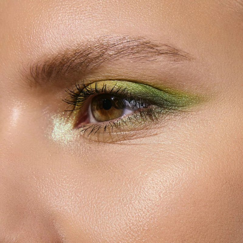 CATRICE 947088 eye shadow 020 The Clown Prince of Crime Matte, Metallic, Shimmer