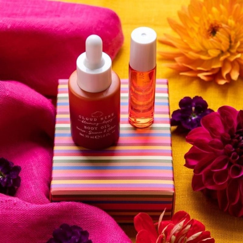 Heathcote & Ivory Cloud Nine Blooming Happy Uplifting Body and Pulse Point Oil