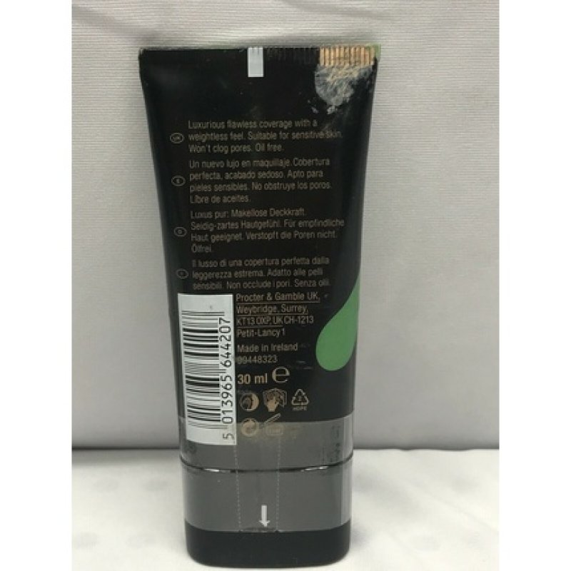 Max Factor Xperience Weightless Foundation SPF 10 No.30 Porcelain 1oz