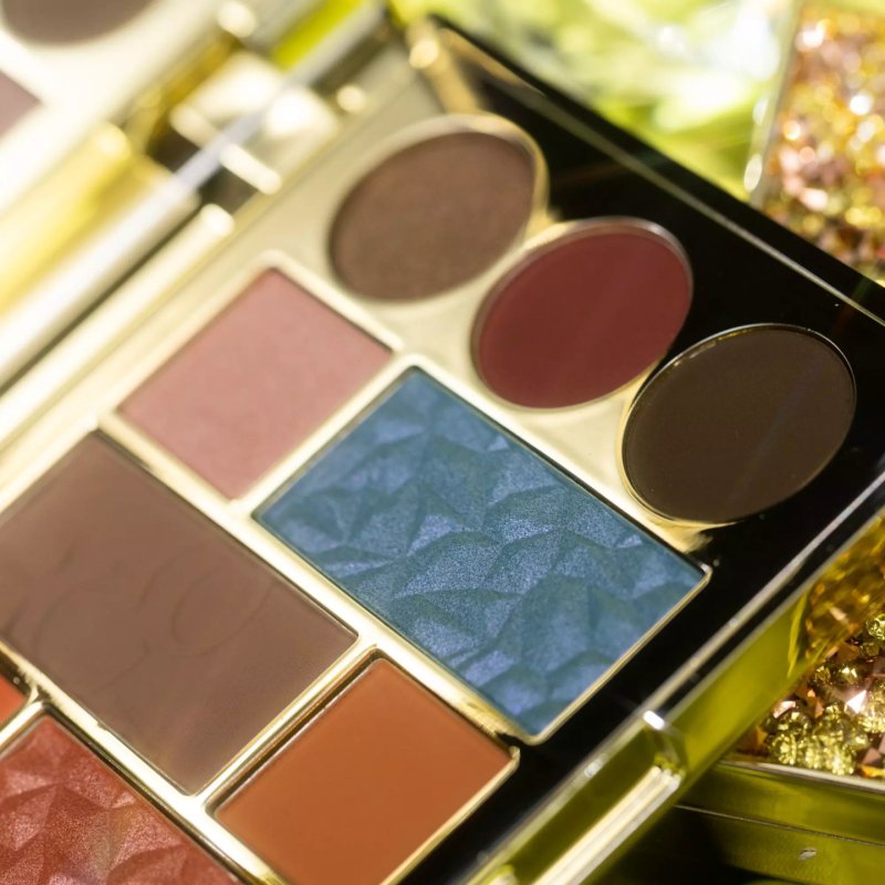 Catrice MY JEWELS. MY RULES. eyeshadow palette - Hold My Jewels, 16 g