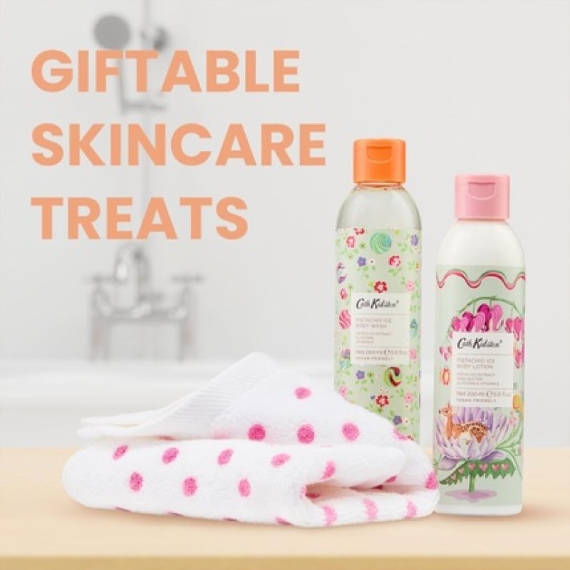 Cath Kidston Carnival Parade Hand Towel and Body Wash Bathtime Gift Set