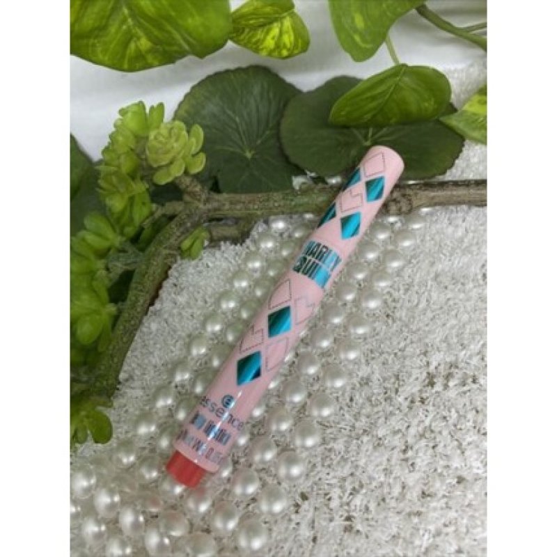 Essence Harley Quinn Jelly Lipstick Lippenstift 02 Gotham Glam 1.5g