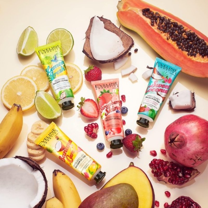 Eveline Cosmetics Strawberry Skin Regenerating Hand Balm - Strawberry Scented