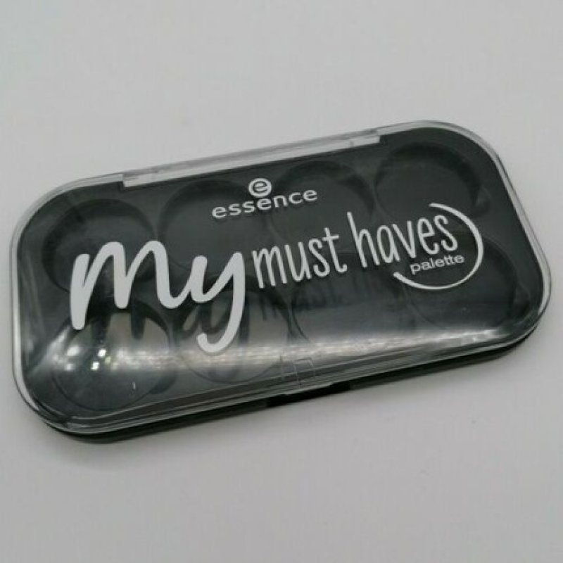 Essence My Must Haves Palette of 8 Favorite Colors