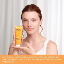 Super Facialist Vitamin C Brighten Gentle Daily Micro Polish Wash with Biodegradable Micro Beads 125ml