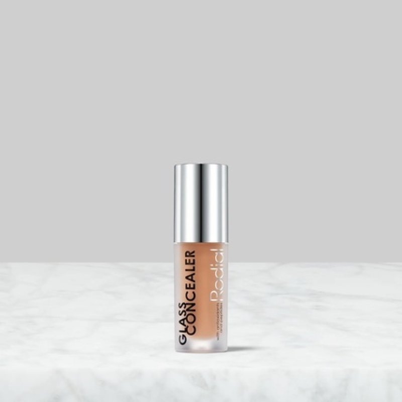 Rodial Glass Concealer Shade 3 Luminous Full-Coverage Cream with Peptides and Antioxidants 0.1 fl. oz.