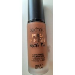 Technic Pro Matte Fix Long Wear Foundation Mocha Liquid 30ml