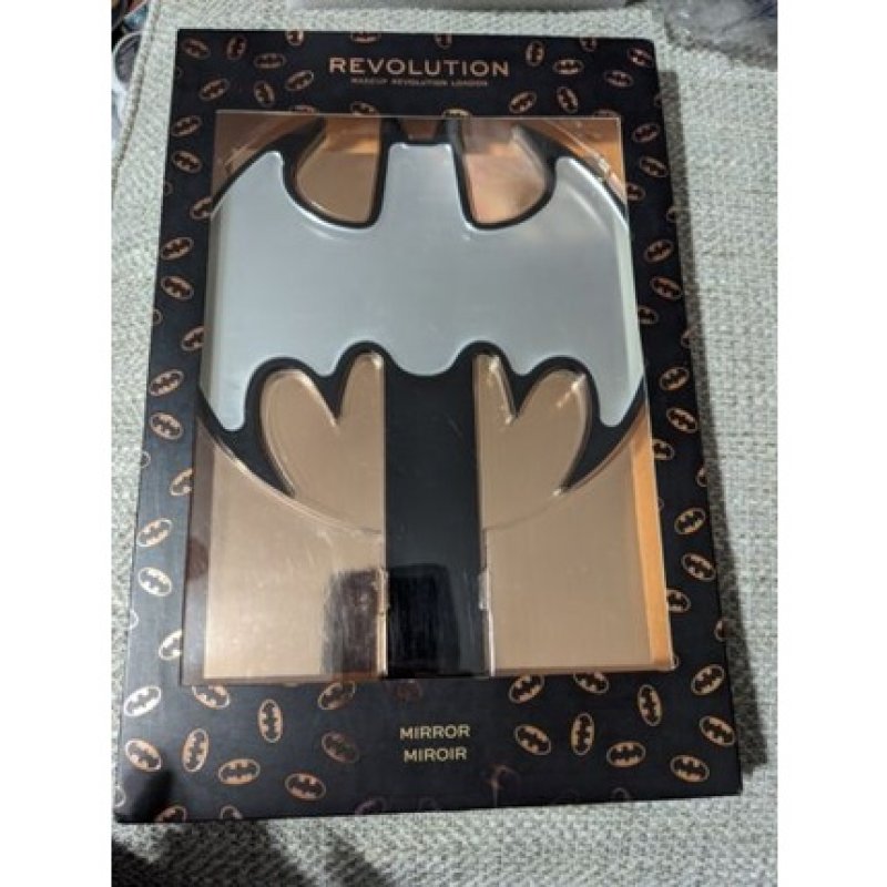Makeup Revolution Batman DC Mirror Collectible Limited Edition