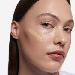 Inglot Illuminating Foundation with Skincare Benefits and Sunscreen