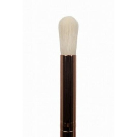 IBRA Fresh Brush No. 04 for Blending Eyeshadow
