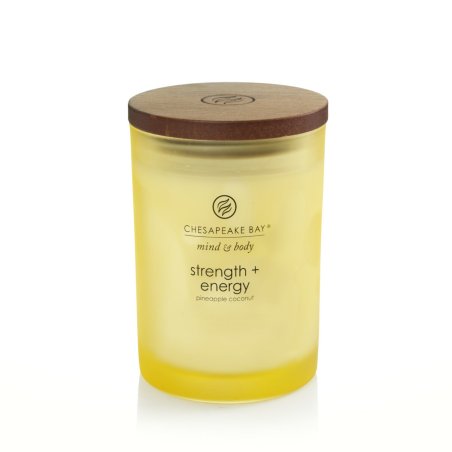 Chesapeake Bay Strength & Energy wax candle Cylinder Yellow