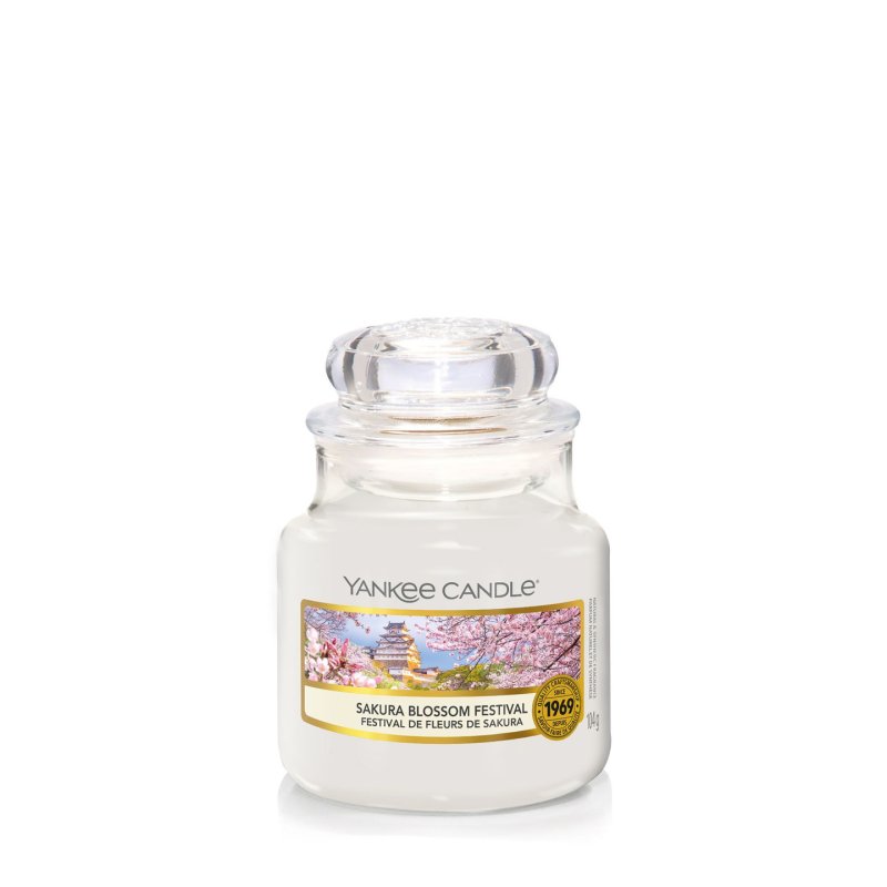 Yankee Candle Sakura Blossom Festival wax candle Round White 1 pc(s)