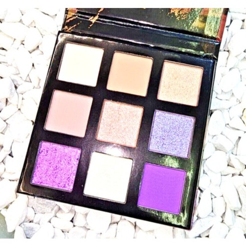 Avon Ultra High Pigmented Color Lilacs Eyeshadow Palette - Shine, Matte, Glitter