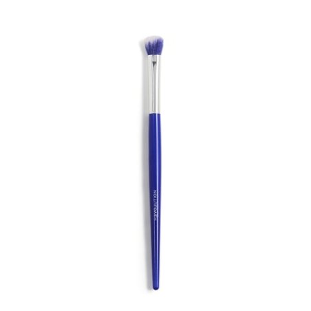 Makeup Revolution Brush Queen Fluffy Blending Brush Multicolor