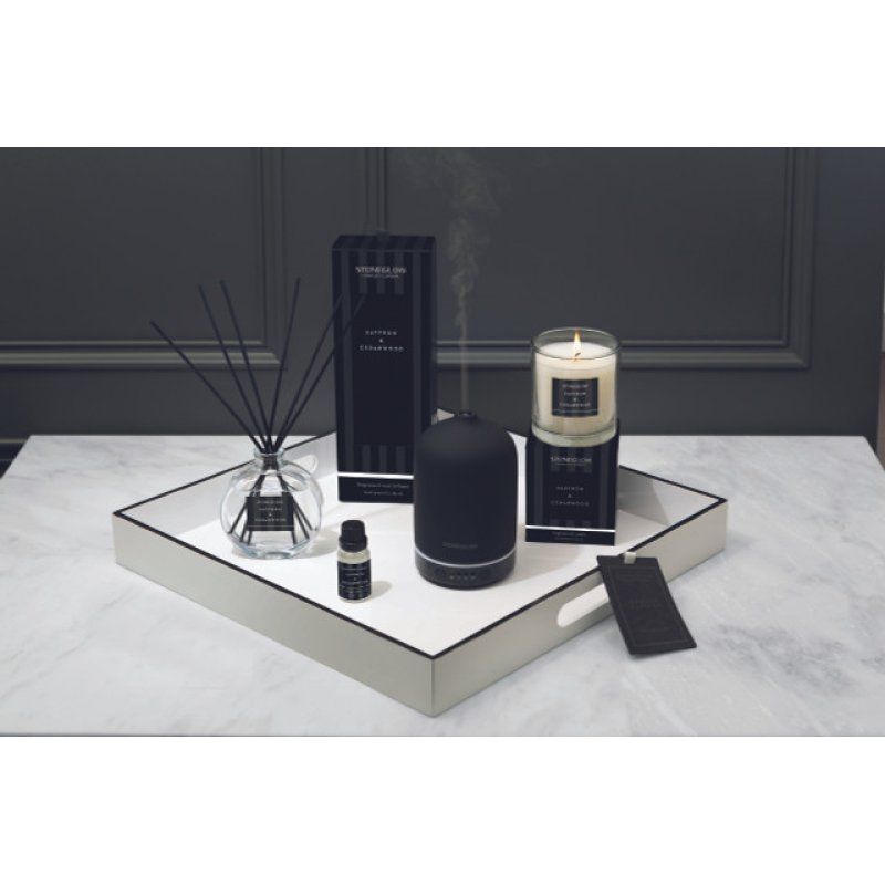 Stoneglow Saffron & Cedarwood wax candle Round Black, White 1 pc(s)