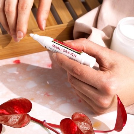 Mavala Stop Pen Applicator - Stops the Urge to Bite Your Nails