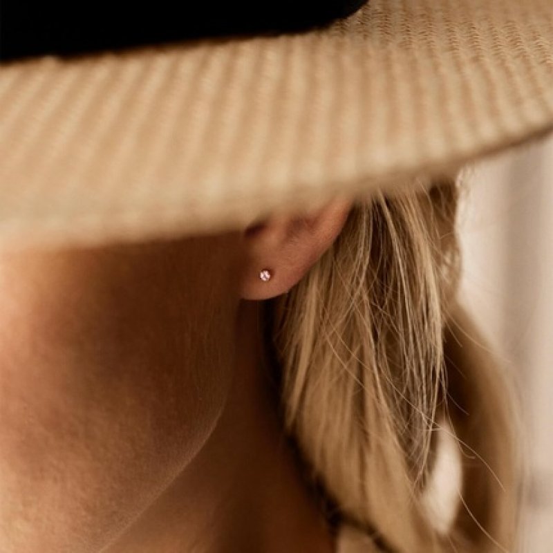 Blomdahl Hypoallergenic Golden Titanium 3mm CZ Light Rose Prong Set Stud