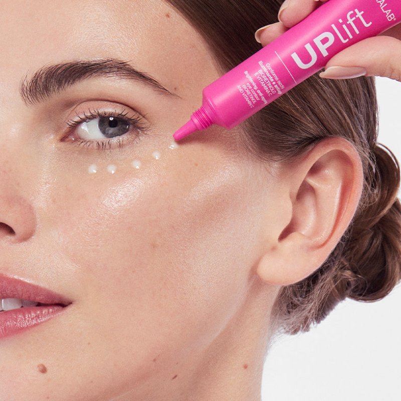 Veralab Uplift Contorno Occhi Crème pour les yeux Femmes 15 ml