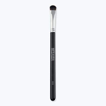 Mesauda E03 Large Eye Shader Brush for Wide Eyeshadow Application