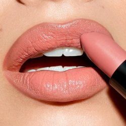 Evagarden BB Lipstick Hydrates and Plumps to Enhance Your Pout