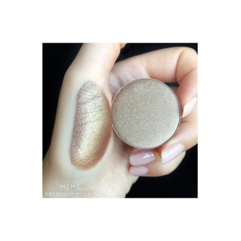 Meme Eyeshadow Waffle by Neve Cosmetics