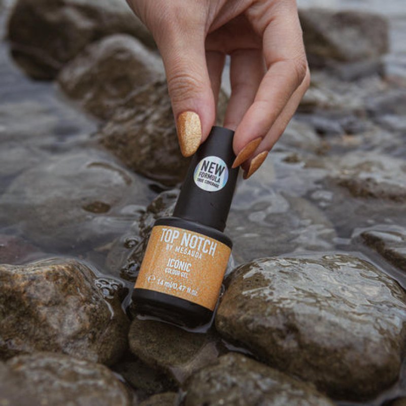 Top Notch by Mesauda Iconic Colour Gel nail polish 14 ml Gold