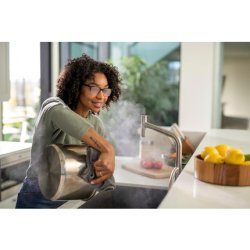 Zeiss Anti-Fog Kit for Glasses, Photo Lens, Camera, and Ski or Pool Mask