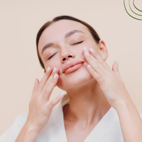 Evagarden Hydraone Face Gel Cream - Refreshing Formula Balances Skin Moisture