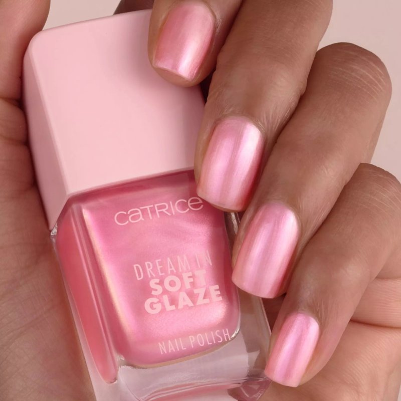 CATRICE Dream In Soft Glaze nail polish 10.5 ml Pink Shimmer
