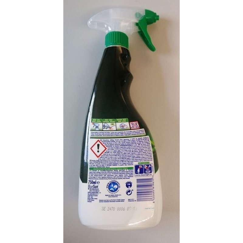 Ariel Diamond Bright Universal Stain Remover Spray 750ml