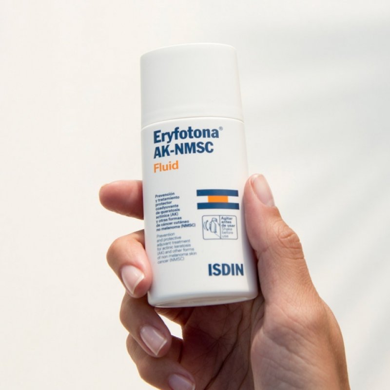 ISDIN Eryfotona AK-NMSC Fluid SPF100 