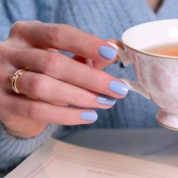 Manucurist Green Flash Semi-Permanent Varnish Lilac Vegan & Eco-Responsible