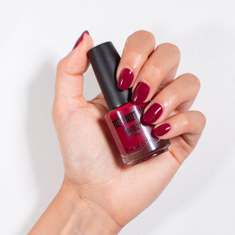 Top Notch by Mesauda Prodigy nail polish 14 ml Red