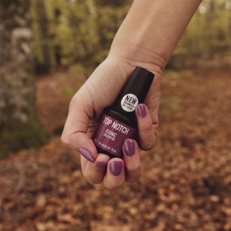 Top Notch by Mesauda Iconic Colour Gel nail polish 14 ml Red